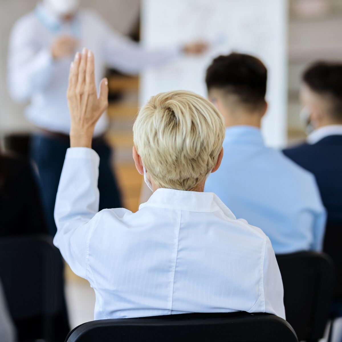 AGM Planning for Calgary Condos: Legal Requirements & Best Practices 